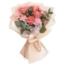 PEACH ROSES IN BOX